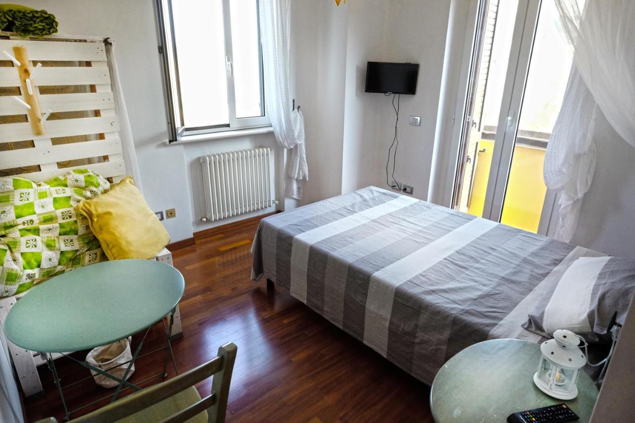 Vistazzurra B&B Анкона Экстерьер фото