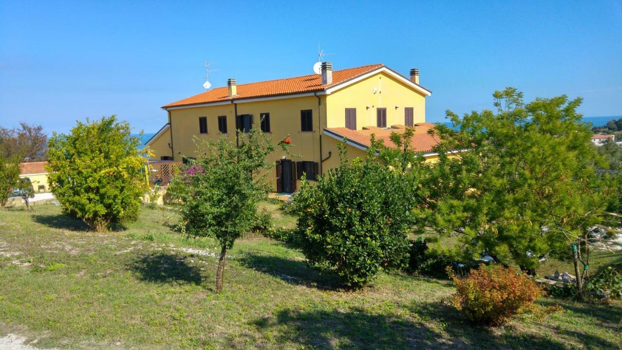 Vistazzurra B&B Анкона Экстерьер фото